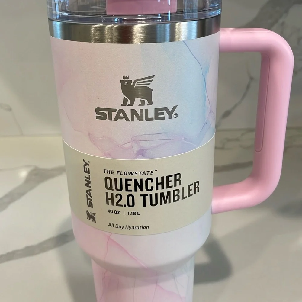 Stanley - TULLE (pink/purple) - 40 oz. Flowstate Quencher H2.0 Tumbler - NWT!